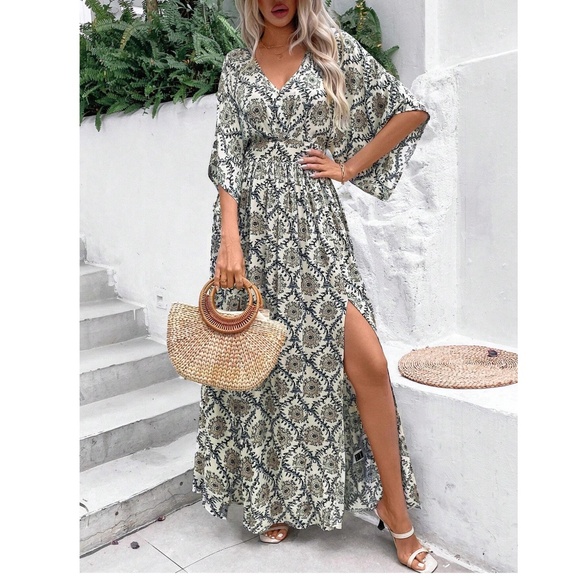 Boho Floral Print V neck Batwing sleeve Maxi Dress - Picture 1 of 2